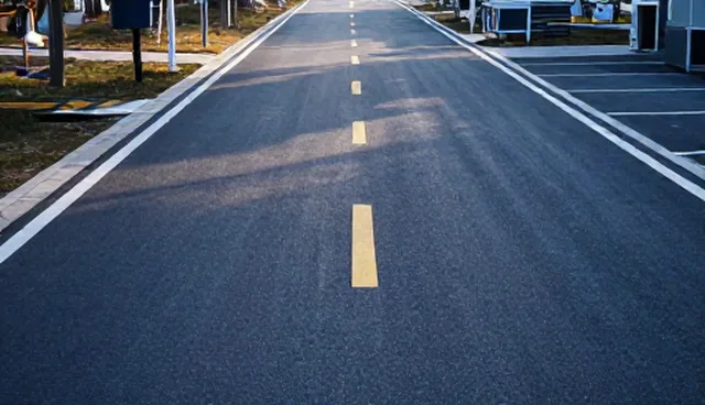 道路标线设备加工精度的两种做法及实际取舍